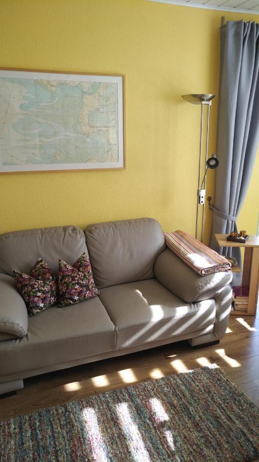 Haus Tertius - Strand- Und Hafennahe Ruhige Ferienwohnung 부숨 외부 사진