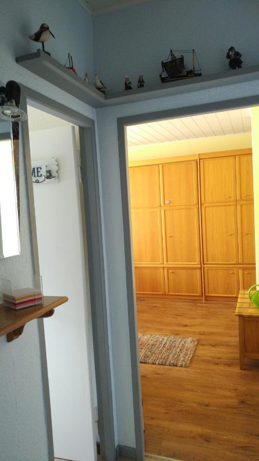 Haus Tertius - Strand- Und Hafennahe Ruhige Ferienwohnung 부숨 외부 사진
