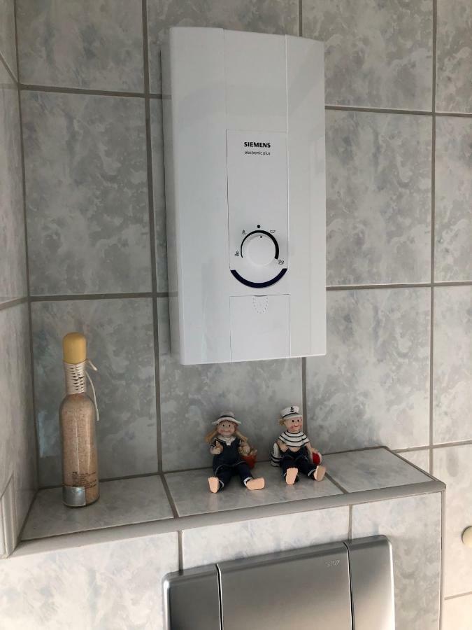 Haus Tertius - Strand- Und Hafennahe Ruhige Ferienwohnung 부숨 외부 사진